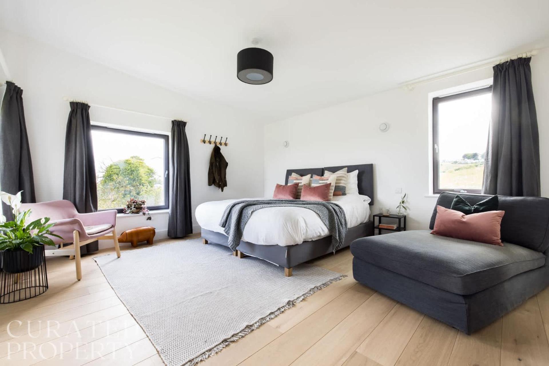 Stunning 5 Bedroom New Build With Amazing Views! Bath Exterior foto